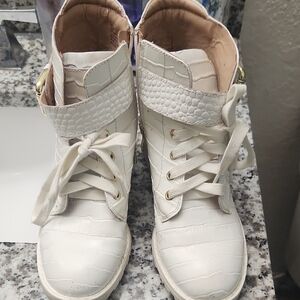 BCBGeneration White Croc-Embossed Lace-Up Boots